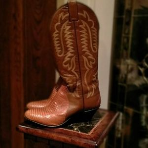 Justins womans lizard cowboy boots